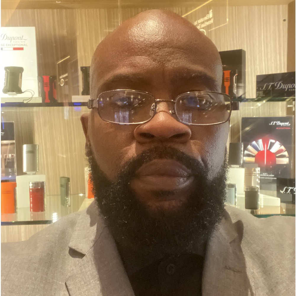 Meet your Posher, Kenneth